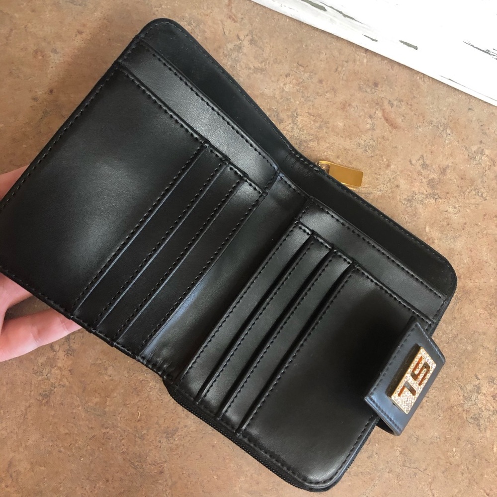 Black Rhinestone Snap Zip Wallet - Picture 7 of 10